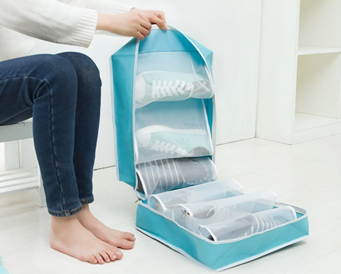 Shoe transport bag presentation